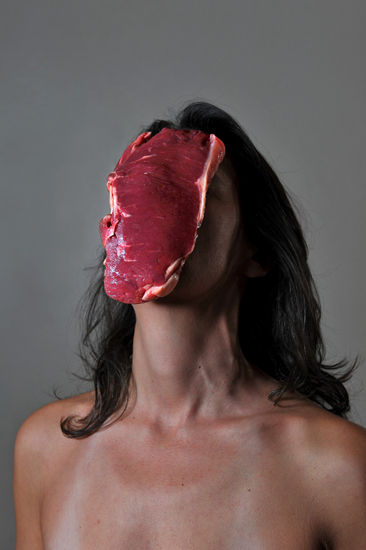 emanuela franchini photography, Steak, self portrait with food on face