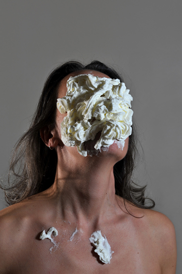 emanuela franchini photography, Cream, self portrait with food on face